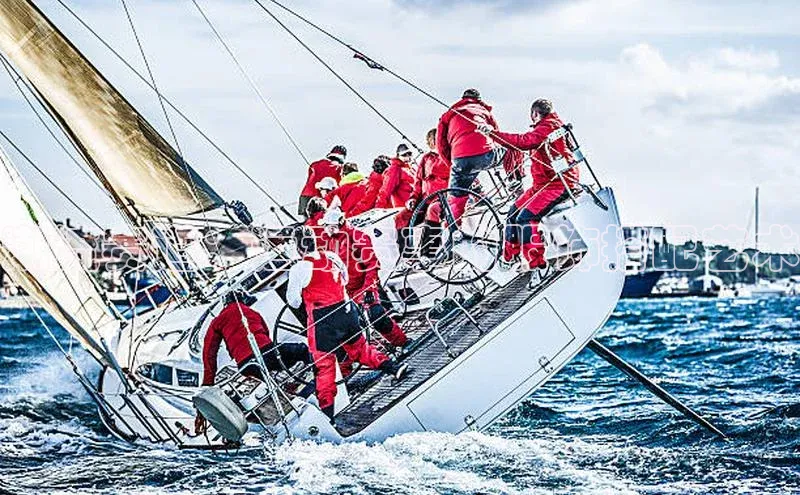 潮流赛道：运动赛事的服饰搭配艺术